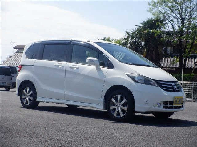 HONDA FREED