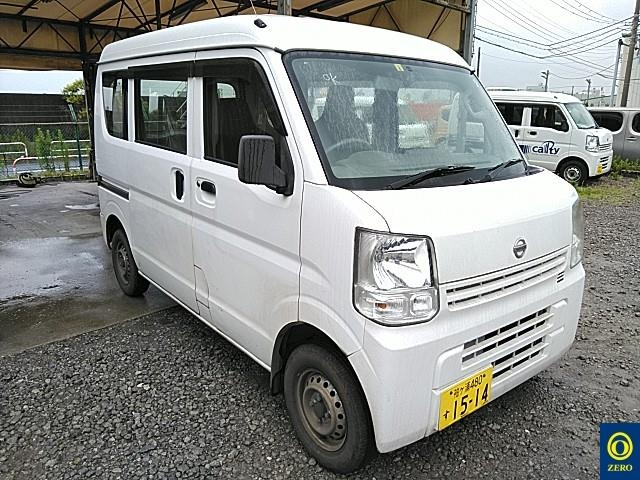 NISSAN CLIPPER VAN