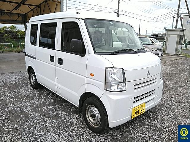MITSUBISHI MINICAB VAN