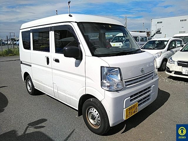 NISSAN CLIPPER VAN