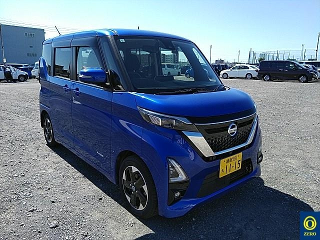 NISSAN ROOX