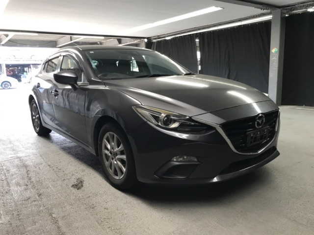 MAZDA AXELA