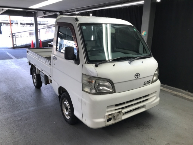 TOYOTA PIXIS TRUCK