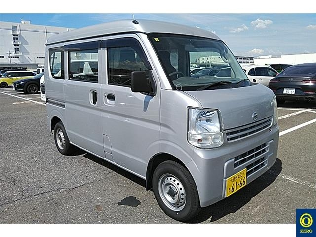 NISSAN CLIPPER VAN