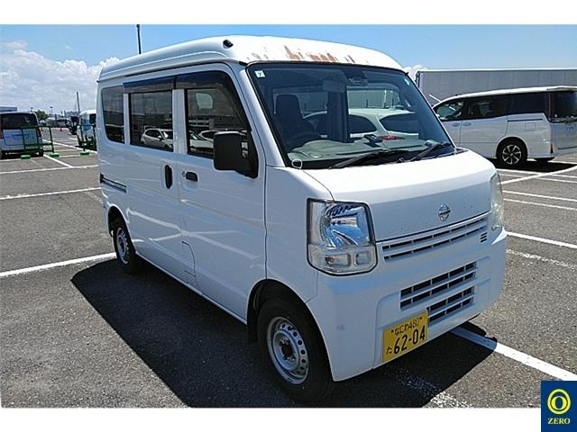 NISSAN CLIPPER VAN