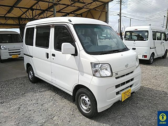DAIHATSU HIJET VAN