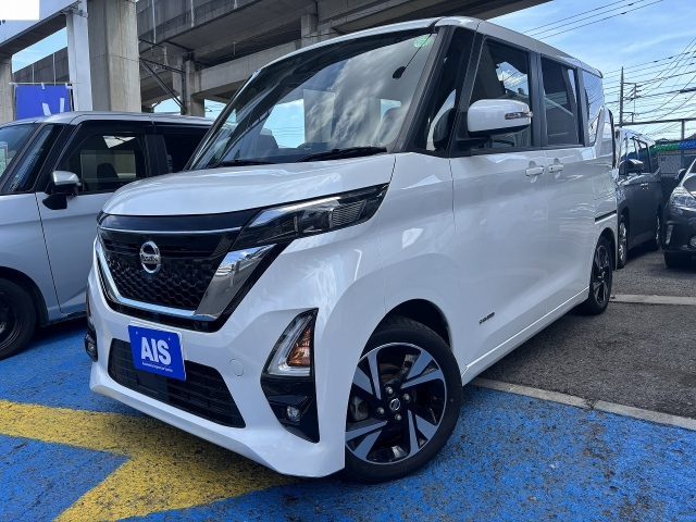 NISSAN ROOX