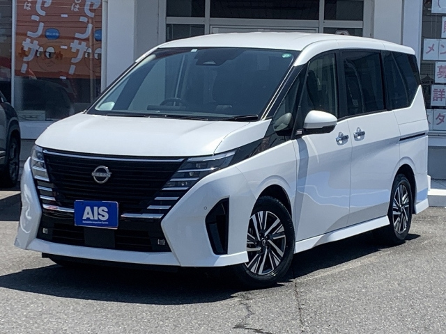 NISSAN SERENA