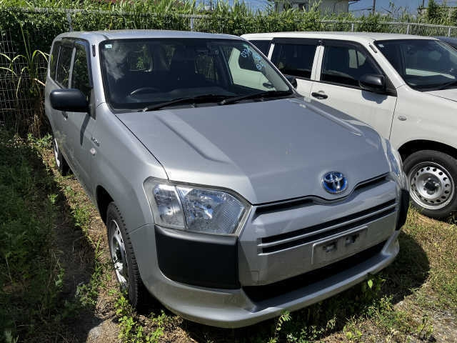 TOYOTA SUCCEED