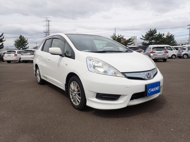 HONDA FIT SHUTTLE
