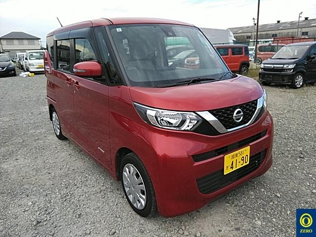 NISSAN ROOX
