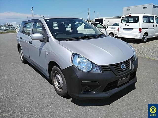 NISSAN AD