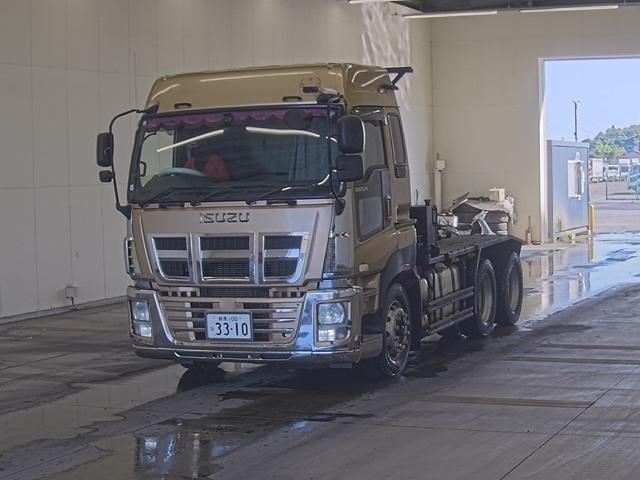 ISUZU GIGA