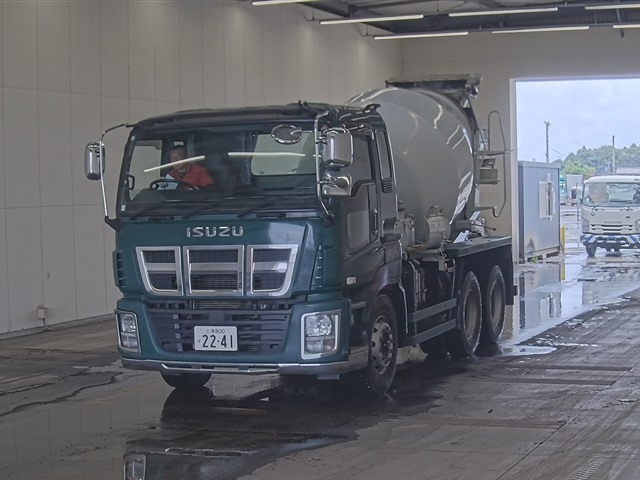 ISUZU GIGA