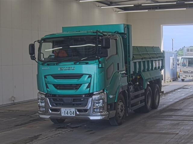 ISUZU GIGA