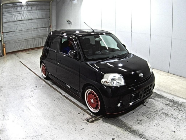 DAIHATSU ESSE