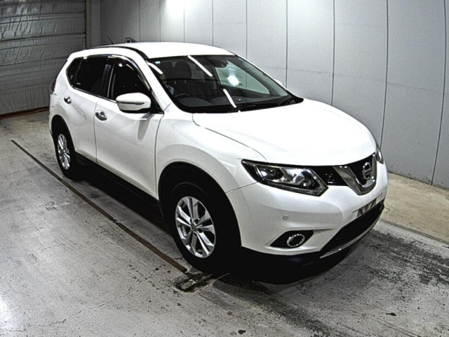 NISSAN X-TRAIL