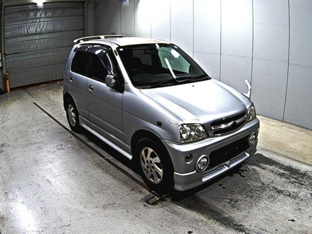 DAIHATSU TERIOS KID