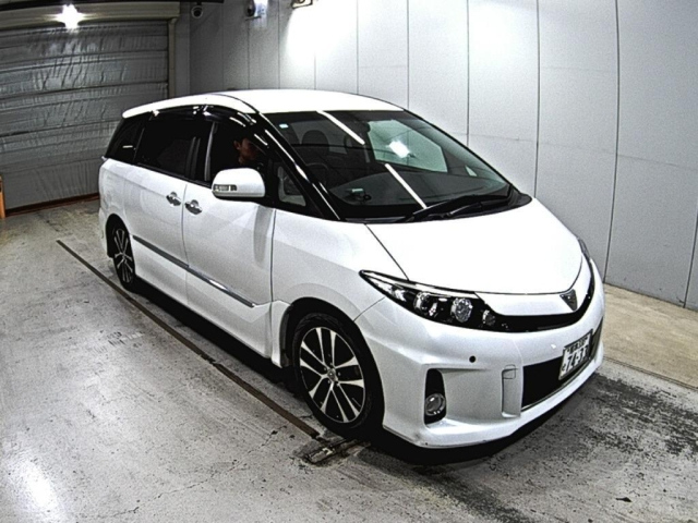 TOYOTA ESTIMA