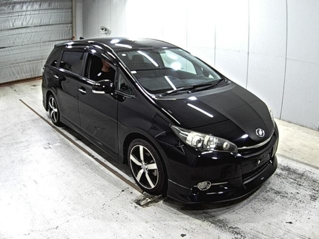 TOYOTA WISH