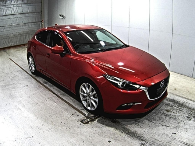 MAZDA AXELA