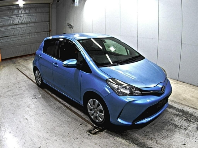 TOYOTA VITZ