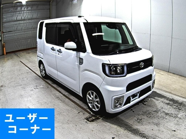 TOYOTA PIXIS MEGA