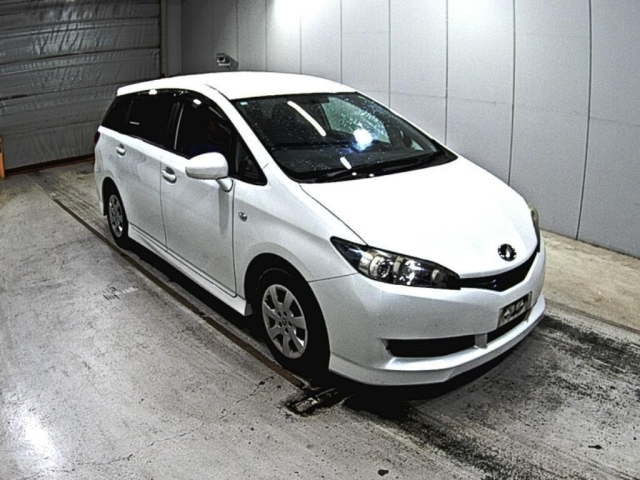TOYOTA WISH