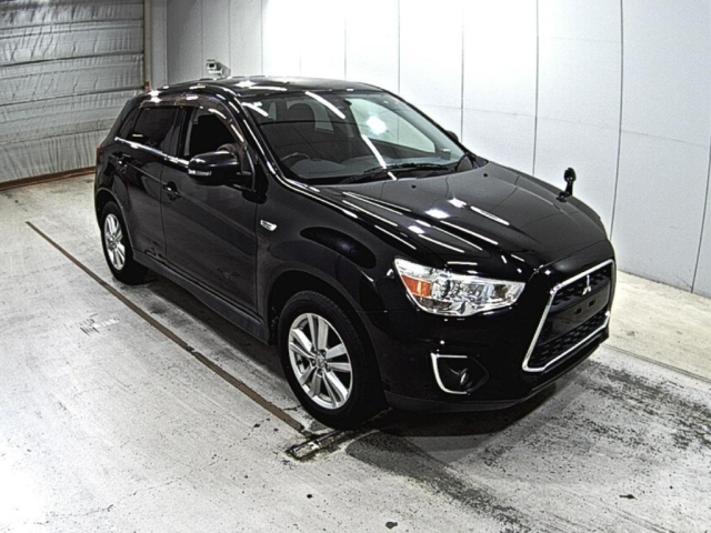 MITSUBISHI RVR