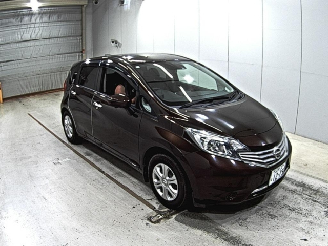NISSAN NOTE