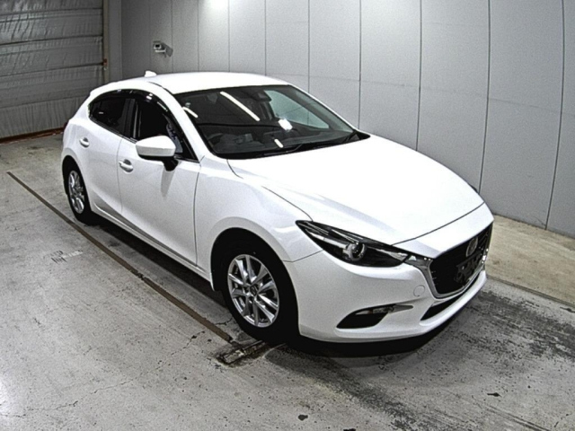 MAZDA AXELA