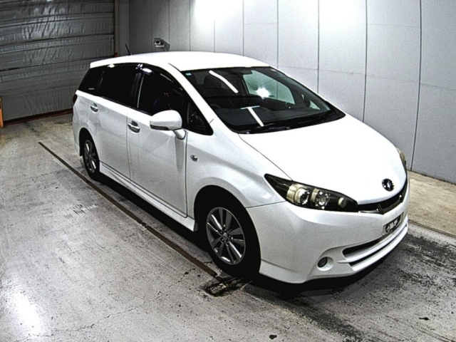 TOYOTA WISH