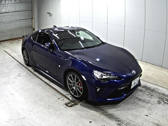 TOYOTA 86