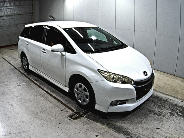TOYOTA WISH