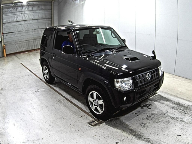 NISSAN KIX