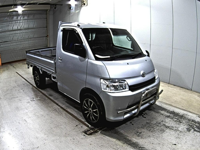 TOYOTA TOWN ACE TRUCK