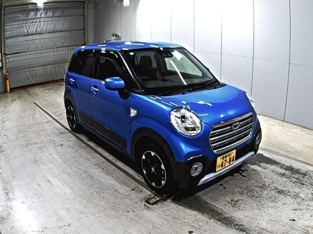 DAIHATSU CAST