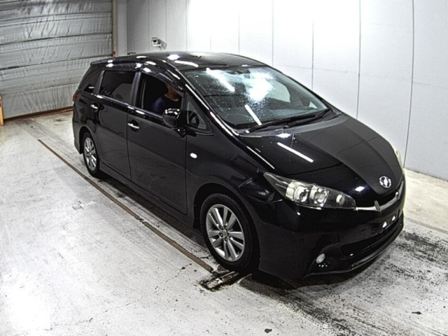 TOYOTA WISH