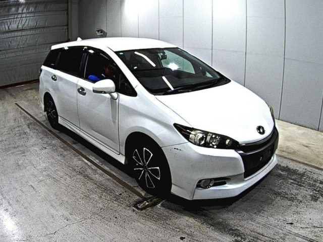 TOYOTA WISH