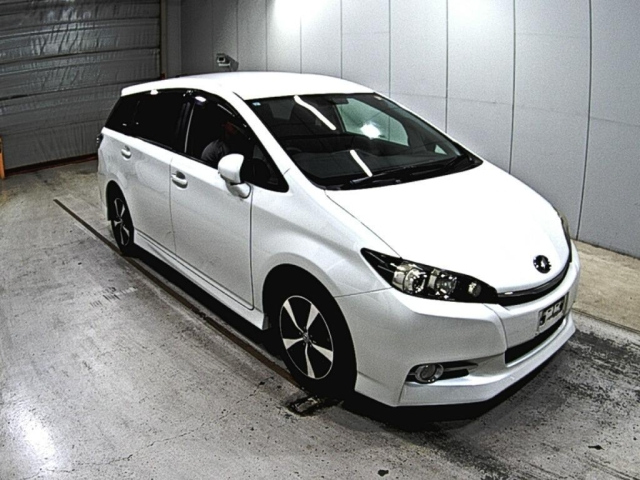 TOYOTA WISH