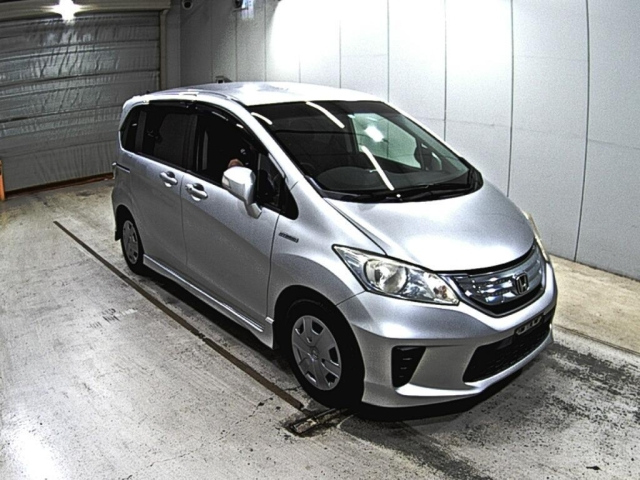 HONDA FREED
