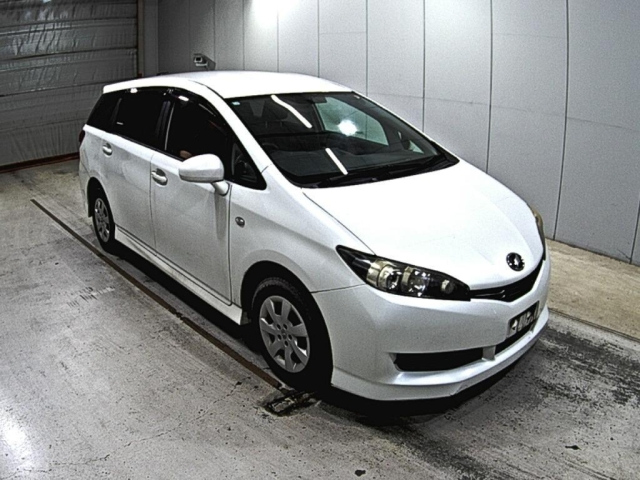 TOYOTA WISH