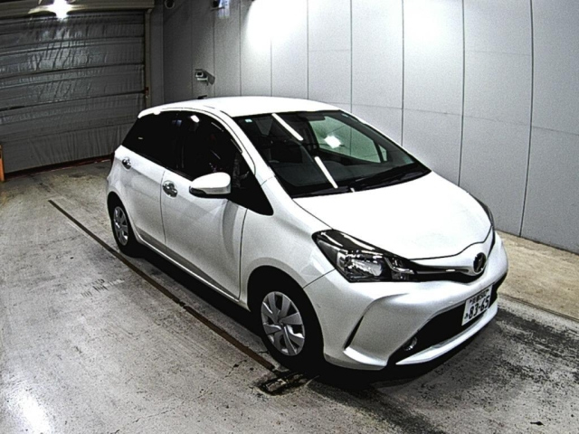 TOYOTA VITZ