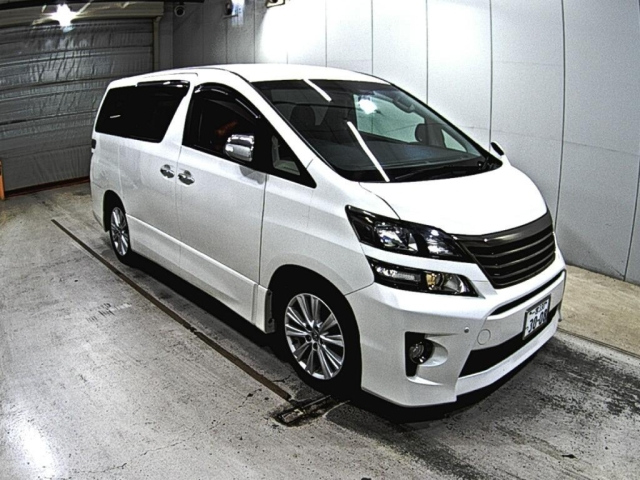 TOYOTA VELLFIRE