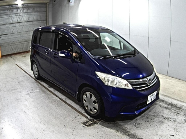 HONDA FREED
