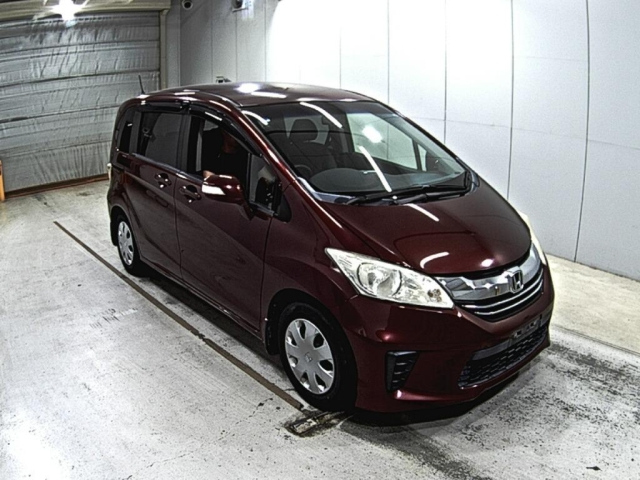 HONDA FREED