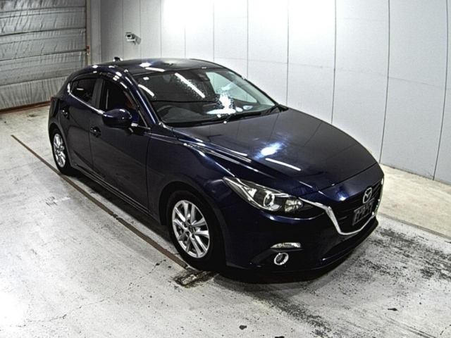 MAZDA AXELA