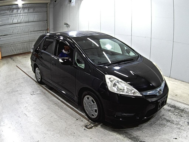 HONDA FIT SHUTTLE