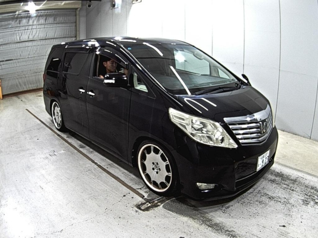 TOYOTA ALPHARD