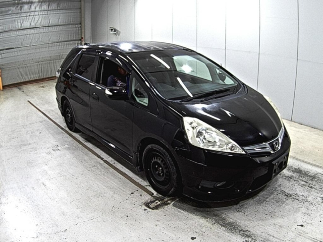 HONDA FIT SHUTTLE